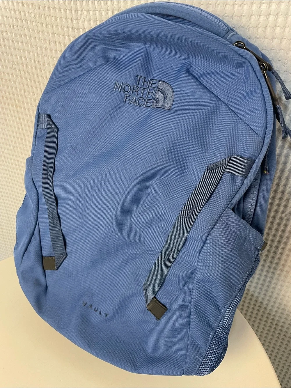 THE NORTH FACE Vault Laptop Backpack, Blue